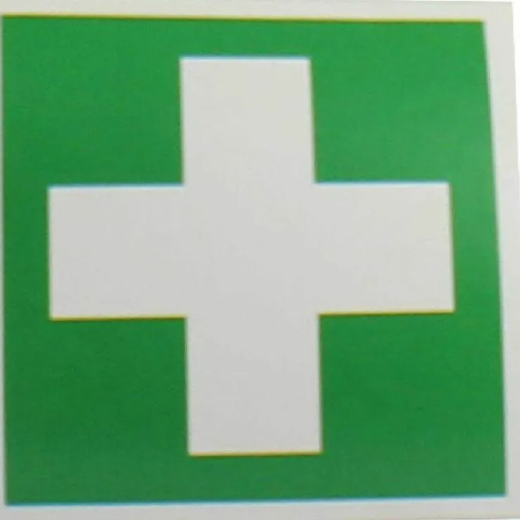 Grünes Kreuz Aufkleber Verbandkasten, 1 St