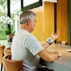 Omron RS2 Handgelenk Blutdruckmessgerät Hem-6161-D, 1 St